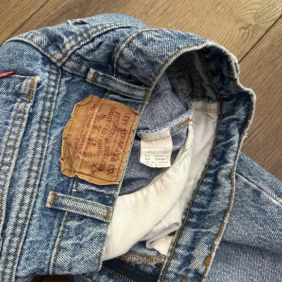 Levi's Jeans - Picture 7 of 11